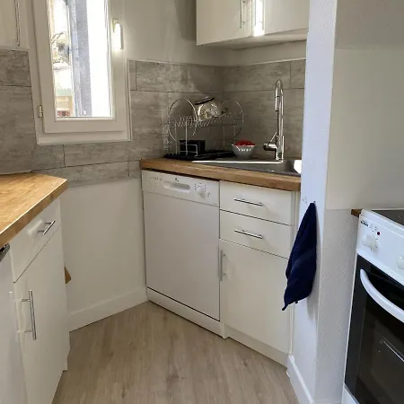 Apartment La Bourboule, 2 Pieces, 4 Personnes - Fr-1-667-13 *