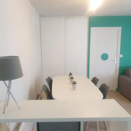 La Bourboule, 2 Pieces, 4 Personnes - Fr-1-667-13 Apartment