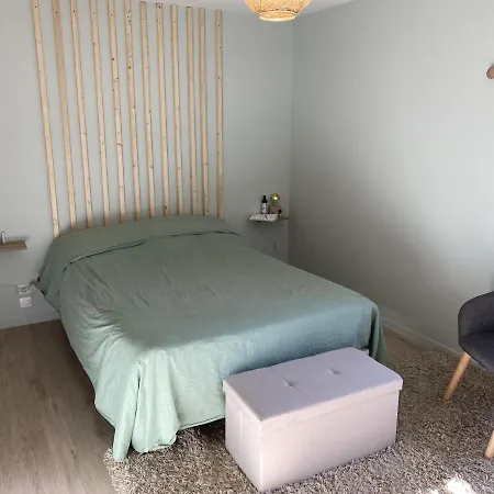 La Bourboule, 2 Pieces, 4 Personnes - Fr-1-667-13 Apartment La Bourboule